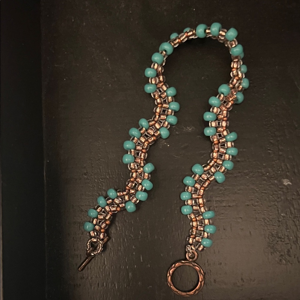 Elegant Turquoise and Copper Beaded Bracelet
